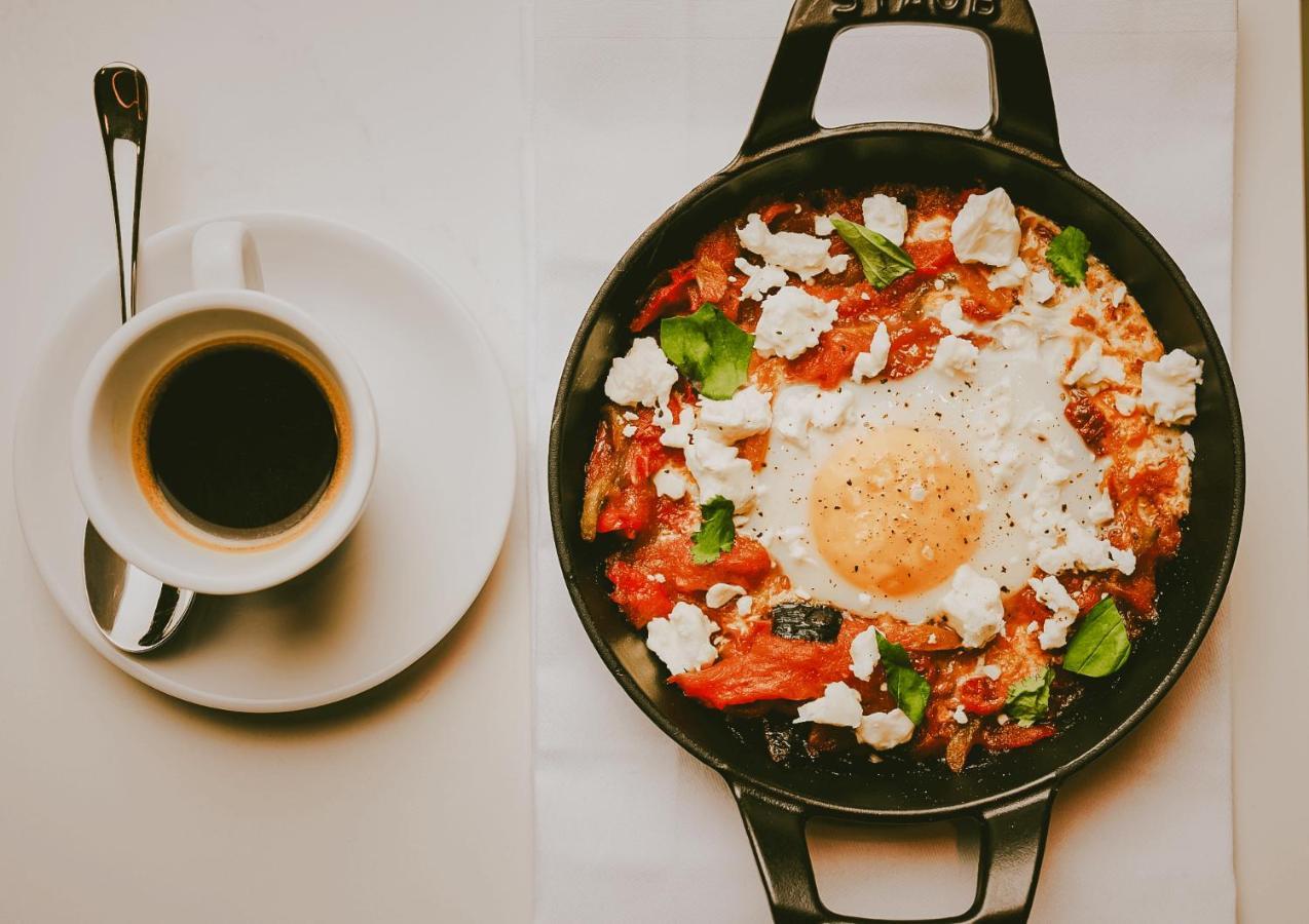 The Mayfair Townhouse - An Iconic Luxury Hotel Лондон Екстериор снимка Shakshuka