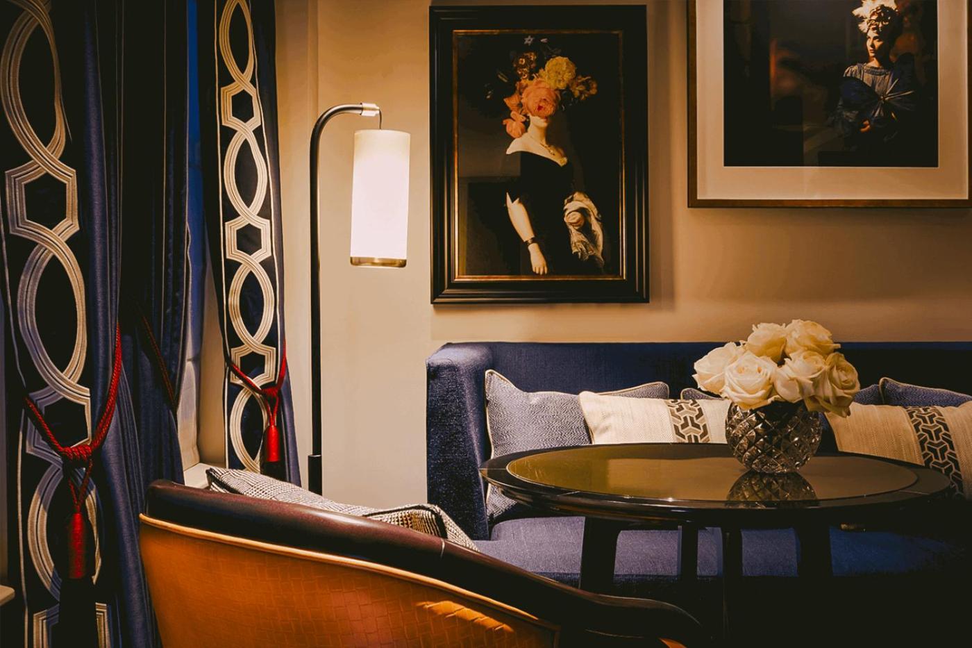 The Mayfair Townhouse - An Iconic Luxury Hotel Лондон Екстериор снимка The interior of the hotel