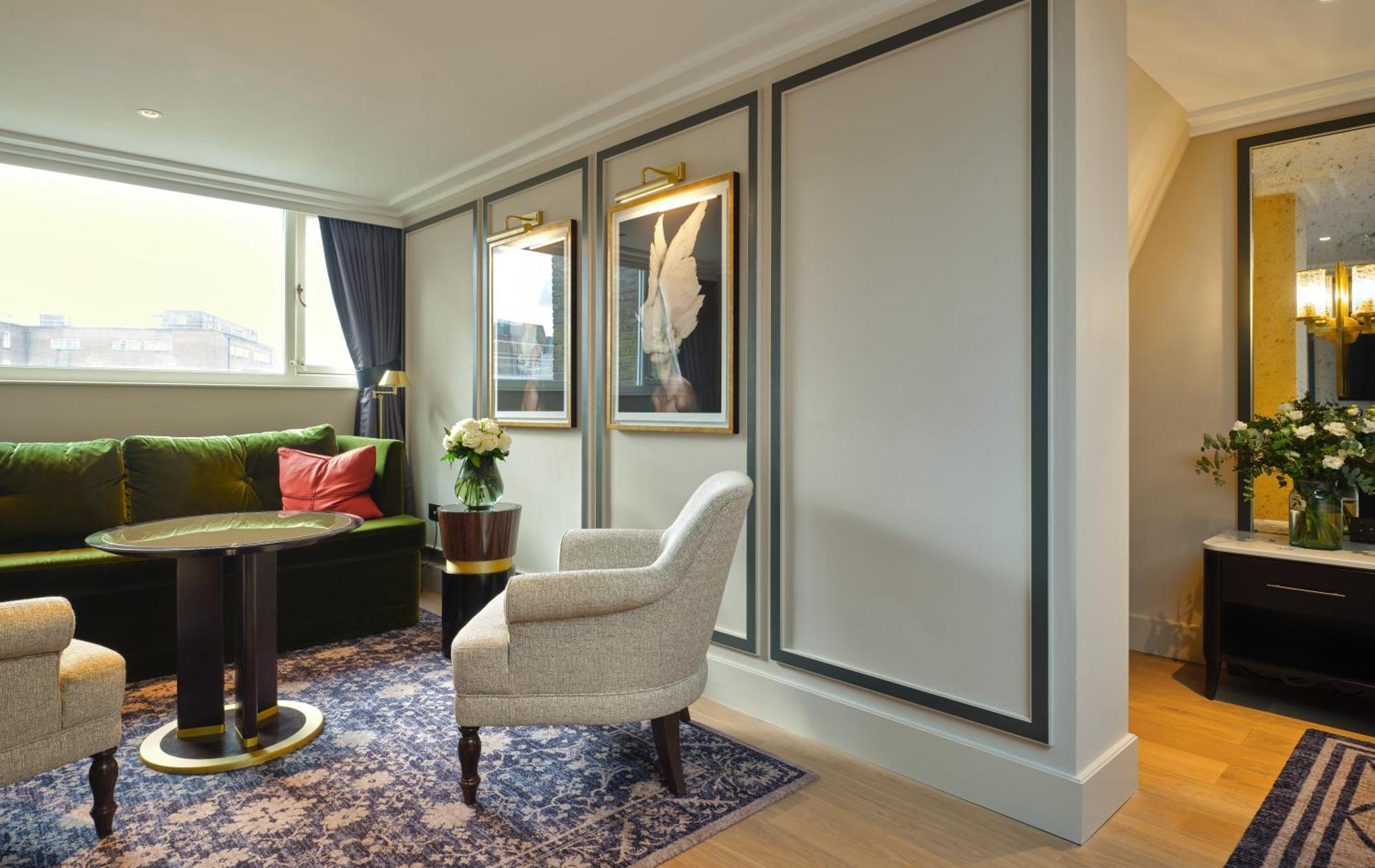 The Mayfair Townhouse - An Iconic Luxury Hotel Лондон Екстериор снимка A suite at the hotel